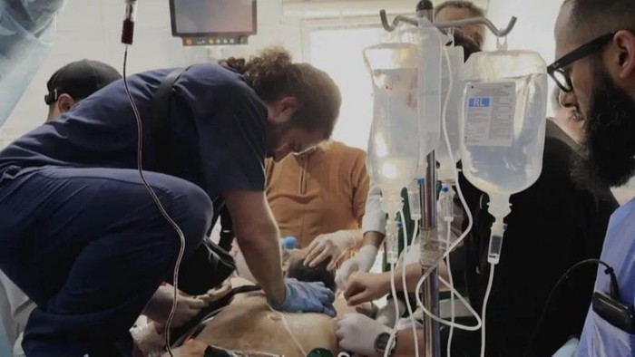 Cerita Dokter Amerika Tak Bisa Melupakan Kengerian di Gaza