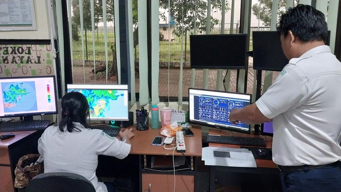 BMKG melakukan pemantauan citra satelit terkait dampak erupsi Gunung Ruang.