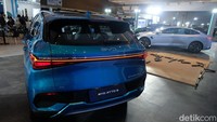 BYD juga membangun pusat penelitian dan pengembangan serta pelatihan di area itu.