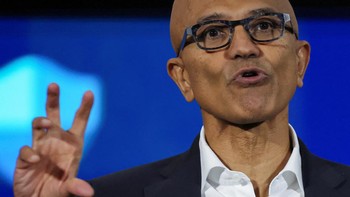 Sebelum membuka Microsoft Build: AI Day, Nadella sempat bertemu dengan Presiden Joko Widodo di Istana Negara. Menkominfo Budi turut hadir dalam pertemuan tersebut dan mengungkap isi pembicaraan antara Nadella dan Jokowi.