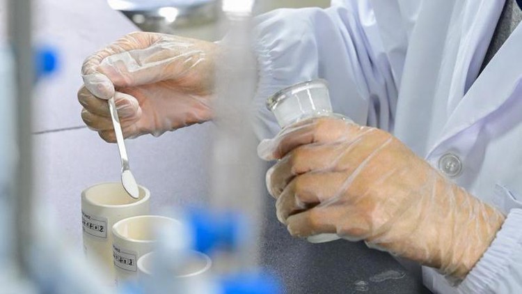 China Sukses Bikin Berlian dari Bunga Peony