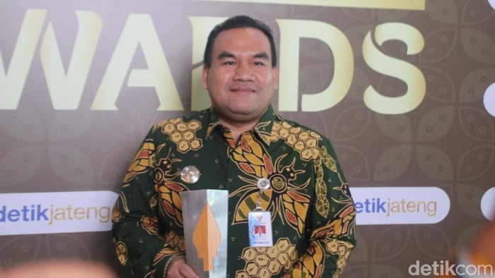 Bupati Blora Arief Rohman saat ditemui usai dapat penghargaan detikjateng-jogja Awards 2024 di Pandanaran Grand Ballroom Padma Hotel, Semarang, Selasa (30/4/2024).