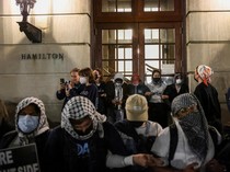 Gerakan Pro-Palestina di Kampus Elite AS Tetap Lanjut Meski Dipaksa Bubar
