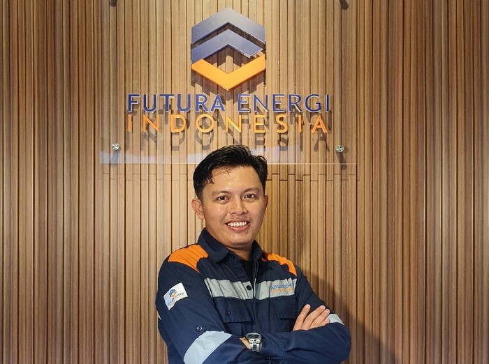 Izza Auliya Amukholid, alumnus Politeknik Negeri Jember yang bangun perusahaan Energi Terbarukan/