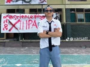 Viral Kisah Murid Nikahi Guru Beda Usia 10 Tahun Jadi Sorotan di Lampung