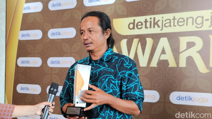 Penggagas komunitas Resan Gunungkidul, Edi Padmo usai menghadiri acara detikjateng-jogja Awards 2024 di hotel Padma, Semarang, Selasa (30/4/2024).