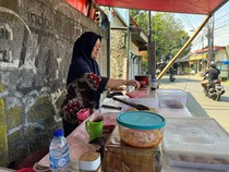 Banting Setir Jadi Penjual Nasi Uduk, Nasabah Ultra Mikro Ini Selamat dari Pandemi
