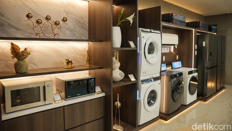 Menikmati Pengalaman Smart Home Berbasis AI Menikmati Pengalaman Smart Home Berbasis AI