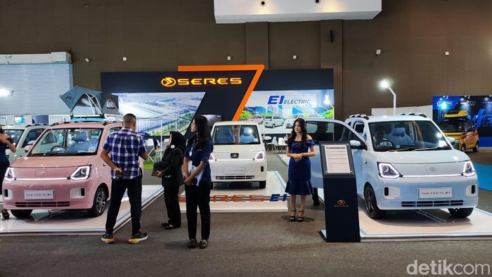 Mobil listrik Seres E1.