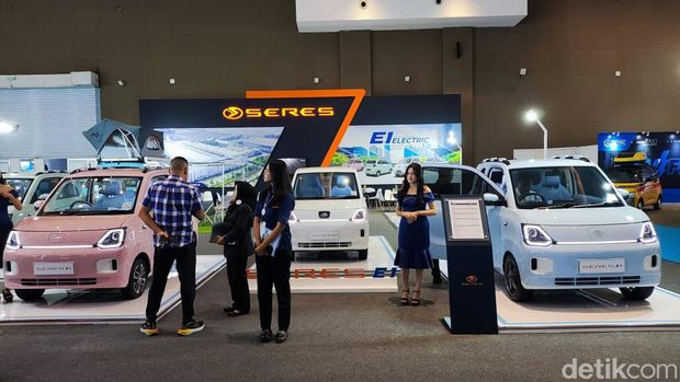Mobil listrik Seres E1.