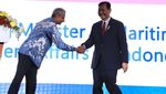Momen Akrab Luhut Bareng Bos Microsoft Momen Akrab Luhut Bareng Bos Microsoft