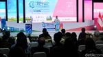 Momen Moeldoko Buka dan Keliling Booth PEVS 2024
