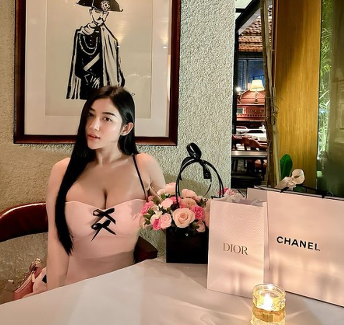 Pamela Safitri Pamela Safitri