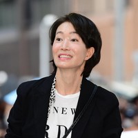 Drama Korea Queen of Tears menjadi ajang reuni Kim Soo Hyun dengan aktris senior Na Young Hee setelah membintangi My Love from the Star. Kali ini, Na Young Hee menjelma jadi ibu mertua yang ketus. Foto: dok. Ten Asia