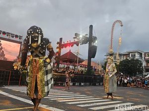 Tari Lawang Balingkang, Munculnya Barong Landung Berkat Perkawinan Bali-China
