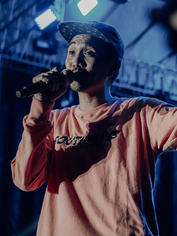 Penampilan Sheila On 7 di salah satu konsernya.