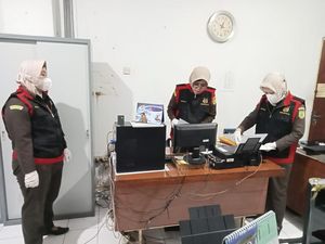 Dalami Dugaan Korupsi PT Taru Martani, Kejati DIY Geledah Kantor-Rumdin Dirut
