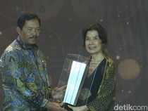 Pesan Istri Dokter Lo Usai Terima Anugerah Adiluhung detikjateng-jogja Awards