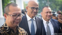 Sebelumnya, Direktur Jenderal IKP Kementerian Kominfo Usman Kansong mengungkapkan Microsoft akan memberikan investasi sekitar Rp 14 triliun. Investasi ini adalah untuk data center.