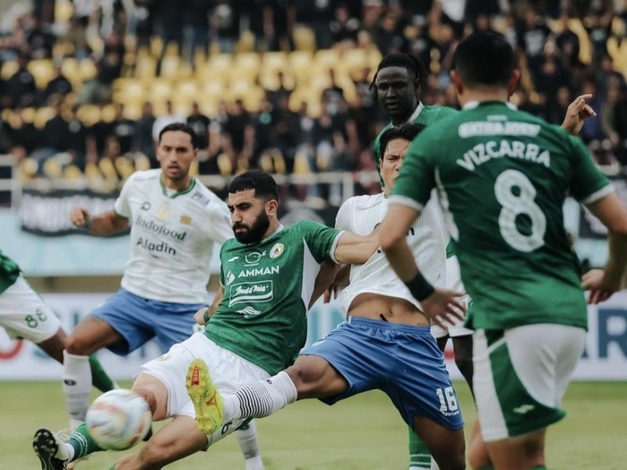 Laga PSS Sleman vs Persib Bandung, Selasa (30/4/2024).