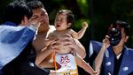 Ritual Unik Bayi Sumo Menangis di Jepang
