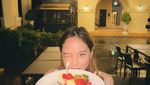 Hobi Kulineran, Ini Momen Salshabilla Adriani saat Nikmati Es Krim dan Pasta