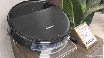 Robot pembersih juga bisa dibeli di sini. Foto: Adi Fida Rahman/detikINET