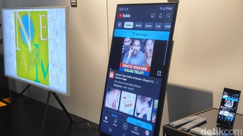 Doyan nonton TikTok atau Reels musti beli TV satu ini. Foto: Adi Fida Rahman/detikINET