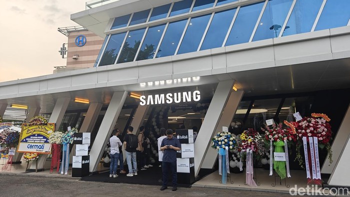 Samsung Experience Lounge