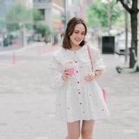 Seperti biasa, Shandy selalu terlihat styliish dan cantik. Penampilan ibu satu orang anak itu pun kerap banjir pujian netizen. Foto: Instagram/@shandyaulia