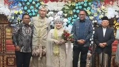 6 Potret Pernikahan Putri Maruf Amin, Meriah Dihadiri Jokowi Sebagai Saksi