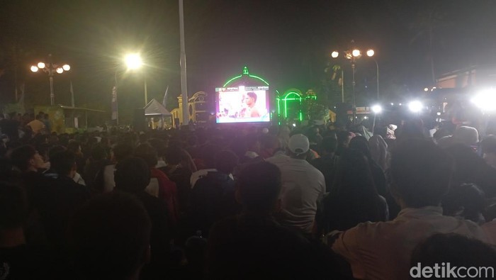 Suasana Nobar Piala Asia U23 tahun 2024 di Alun-alun Blora