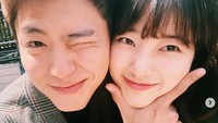 Bikin Gemas, Suzy Pamer Selfie Bareng Park Bo Gum Jadi Couple Film Wonderland
