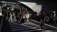 Kementerian Dalam Negeri mengungkap sejumlah kewenangan khusus Jakarta yang sekarang berubah statusnya dari ibu kota negara menjadi daerah khusus UU DKJ. Sejumlah kewenangan khusus itu mencakup sektor perdagangan.
