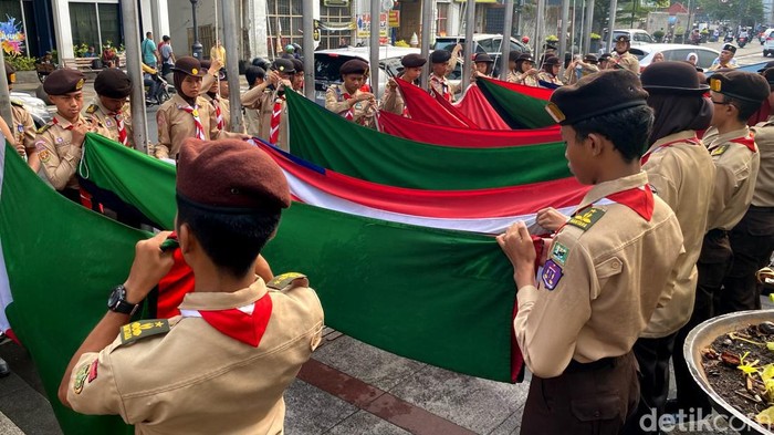 Upacara Penurunan 109 Bendera Peserta Konferensi Asia Afrika di Kota Bandung, Selasa (30/4/2024. Upacara Penurunan 109 Bendera Peserta Konferensi Asia Afrika di Kota Bandung, Selasa (30/4/2024.