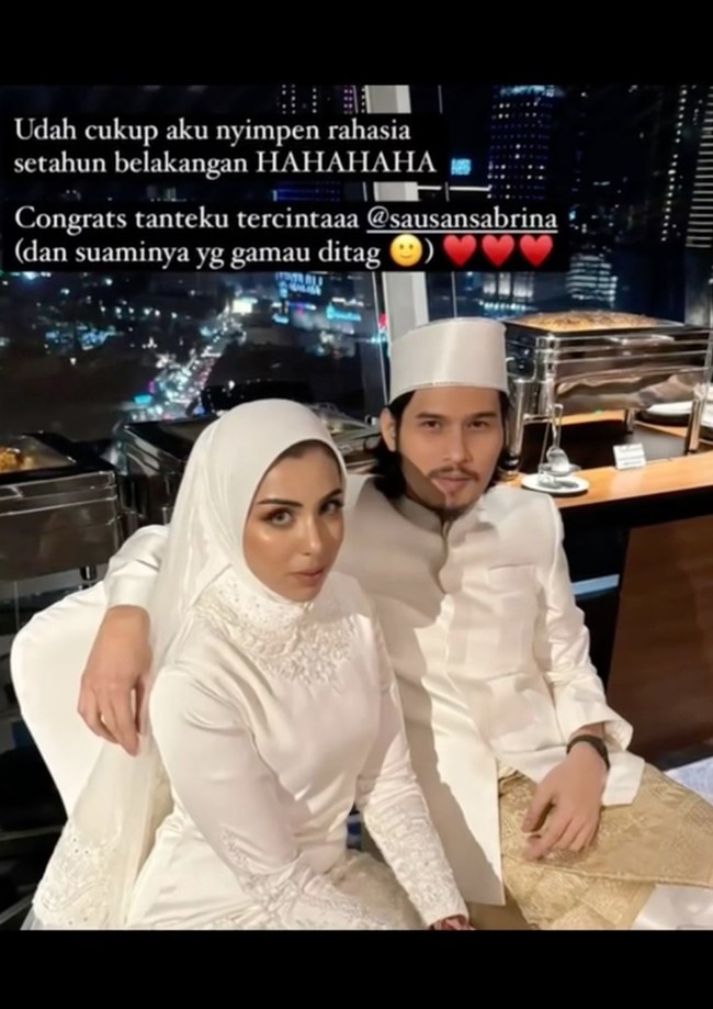 Kabar pernikahan Virzha sontak mengejutkan publik usai video akad nikahnya beredar luas di media sosial. Seperti yang diketahui selama ini Virzha tak pernah memamerkan hubungannya dengan sang kekasih. Foto: TikTok/@mrsfunny