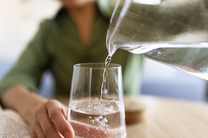 konsumsi air putih untuk tubuh