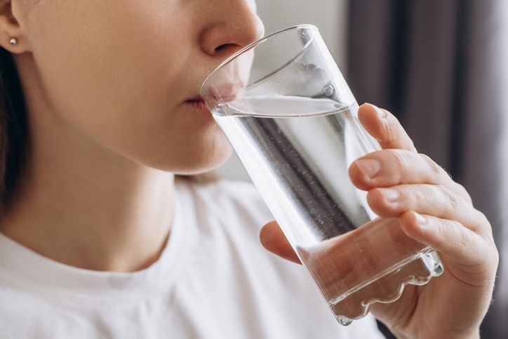 konsumsi air putih untuk tubuh