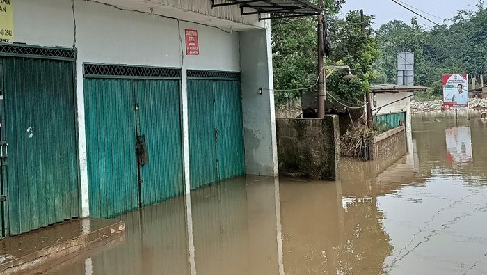 Banjir Kronis di Cipayung Depok Belum Surut Sejak 5 Bulan Terakhir dan Ini Alasannya