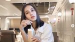 Bikin Ngiler! Paula Verhoeven Kulineran di Ubud dan Ngopi di Madina