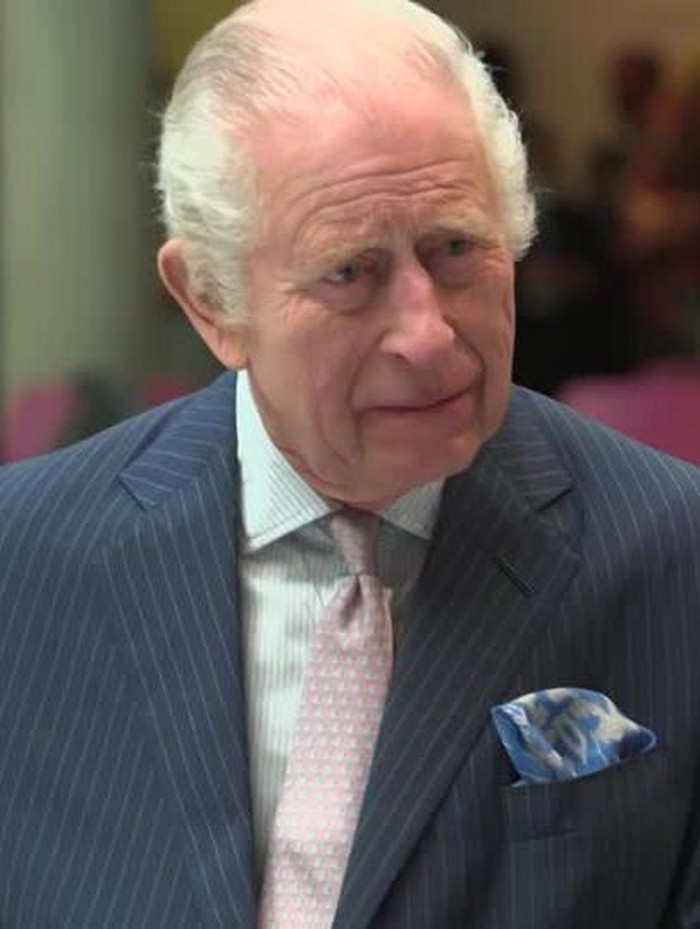 BRITAIN-ROYALS/KING 8932SB-BRITAIN-ROYALS_KING_O_
