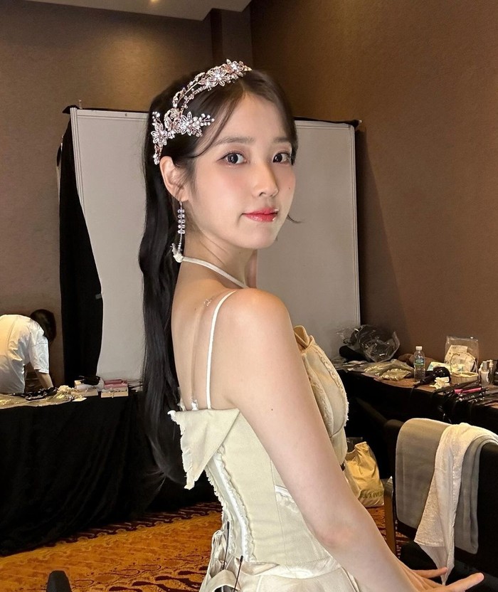 IU IU