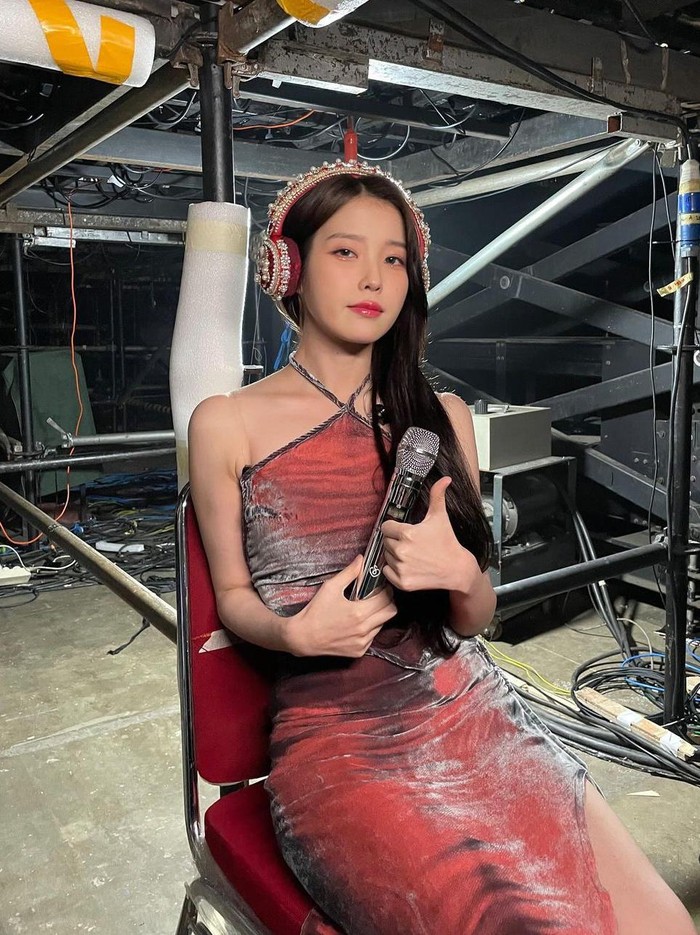 IU IU