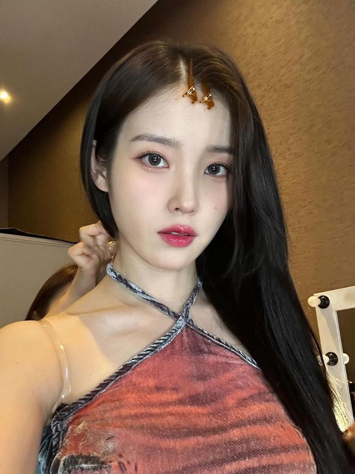 IU