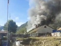 OPM Bakar Bangunan Sekolah Usai Tembak Mati Warga Asal Toraja di Intan Jaya