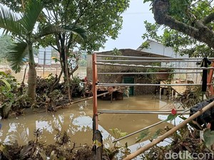 5 Bulan Banjir Rendam Cipayung Depok, Warga Desak Pemerintah Bertindak