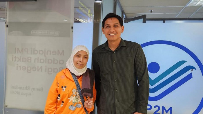 Lucky Hakim berhasil bantu pulangkan TKW.