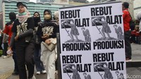 Sejauh ini aksi May Day berlangsung tertib dan damai.