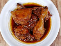 3 Resep Semur Ayam Berkuah Gurih Manis, Lauk Bekal Favorit