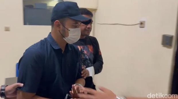Ahmad Arif, pembunuh wanita dalam koper di Bekasi ditangkap polisi.